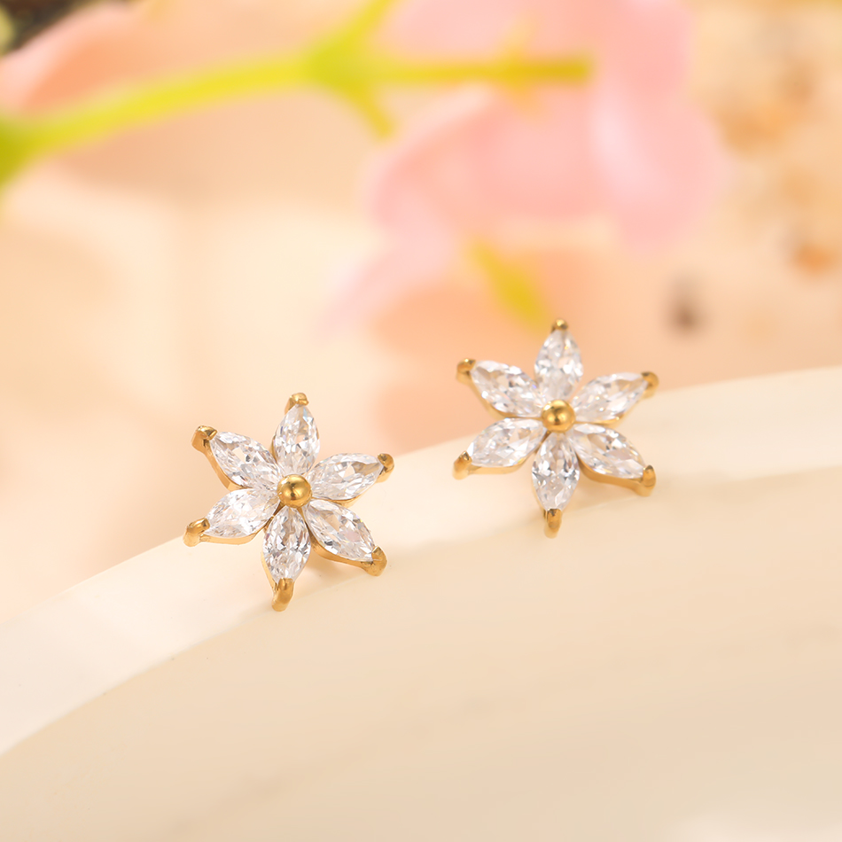 1/5PCS Titanium Crystal Flower - Body Jewelry Dermal recension och pris