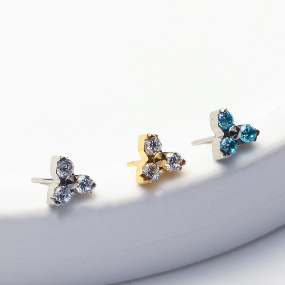 ASTM F136 Titanium Trinity CZ  - Body Jewelry Threadless recension och pris