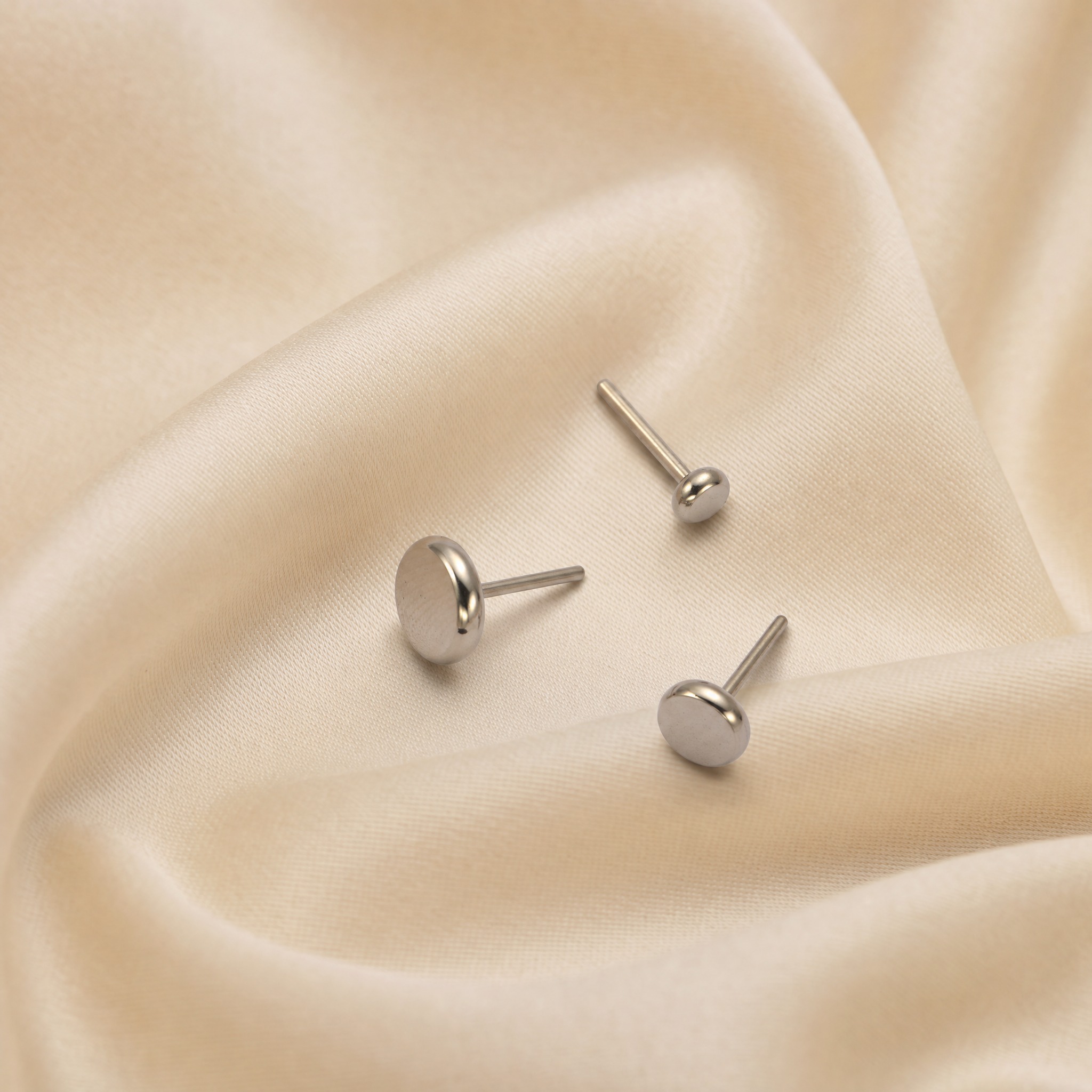 10pcs ASTM F136 Titanium Push  - Body Jewelry Threadless recension och pris